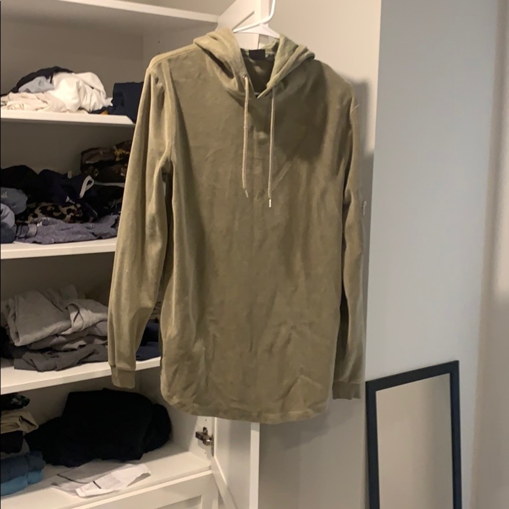 ASOS men’s medium slim sweatshirt